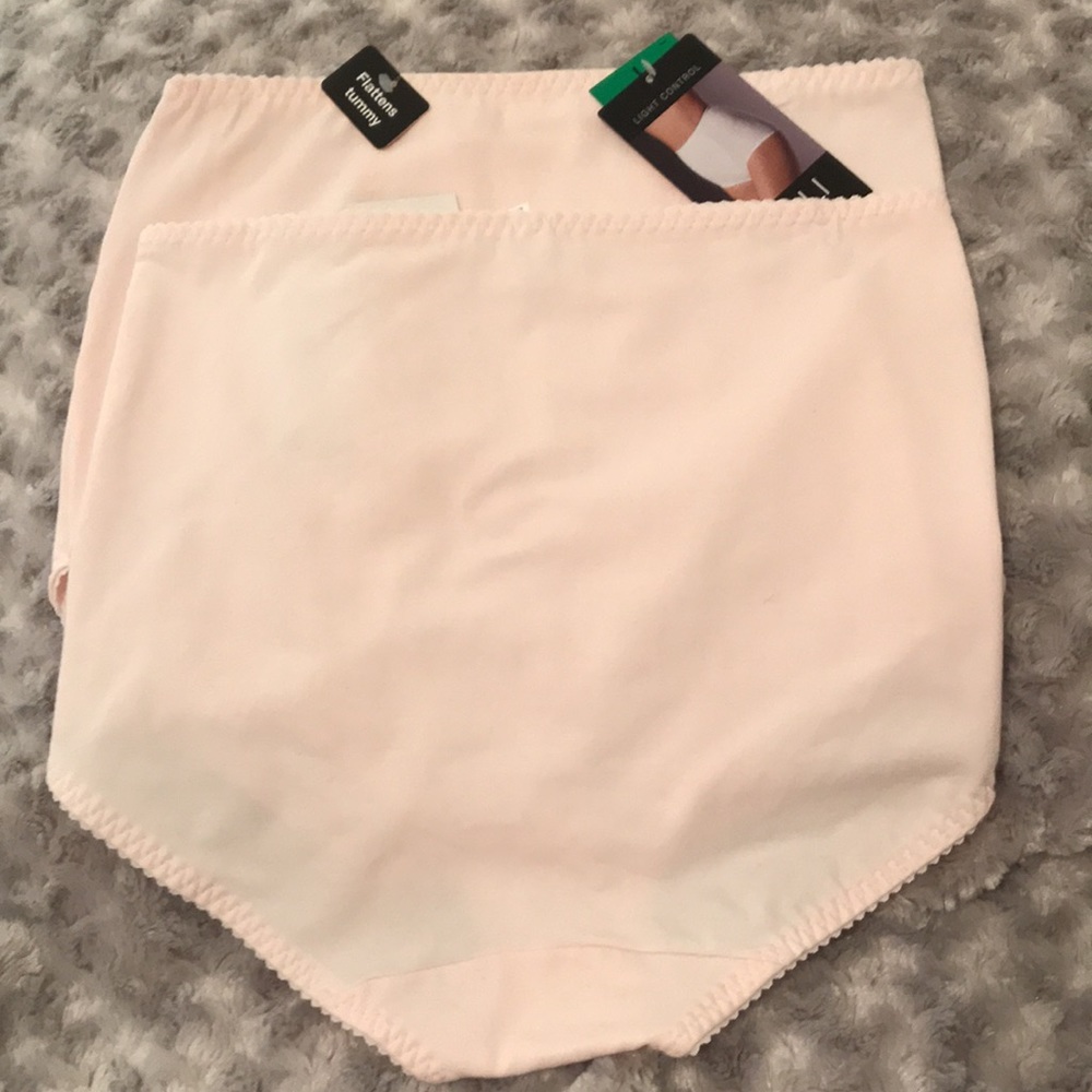 Bali 2 Pair Light Control Briefs Style# 8037 Size L NWT - Picture 5 of 7